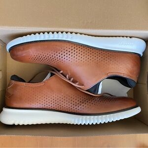 Cole Haan Men's Tan wingtip oxford